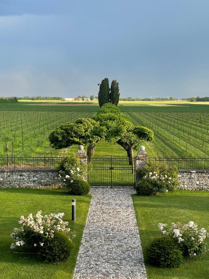 Villa Minini Bed & Breakfast Rive d'Arcano Exteriör bild
